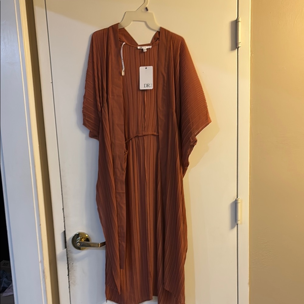 DR2 NWT Duster